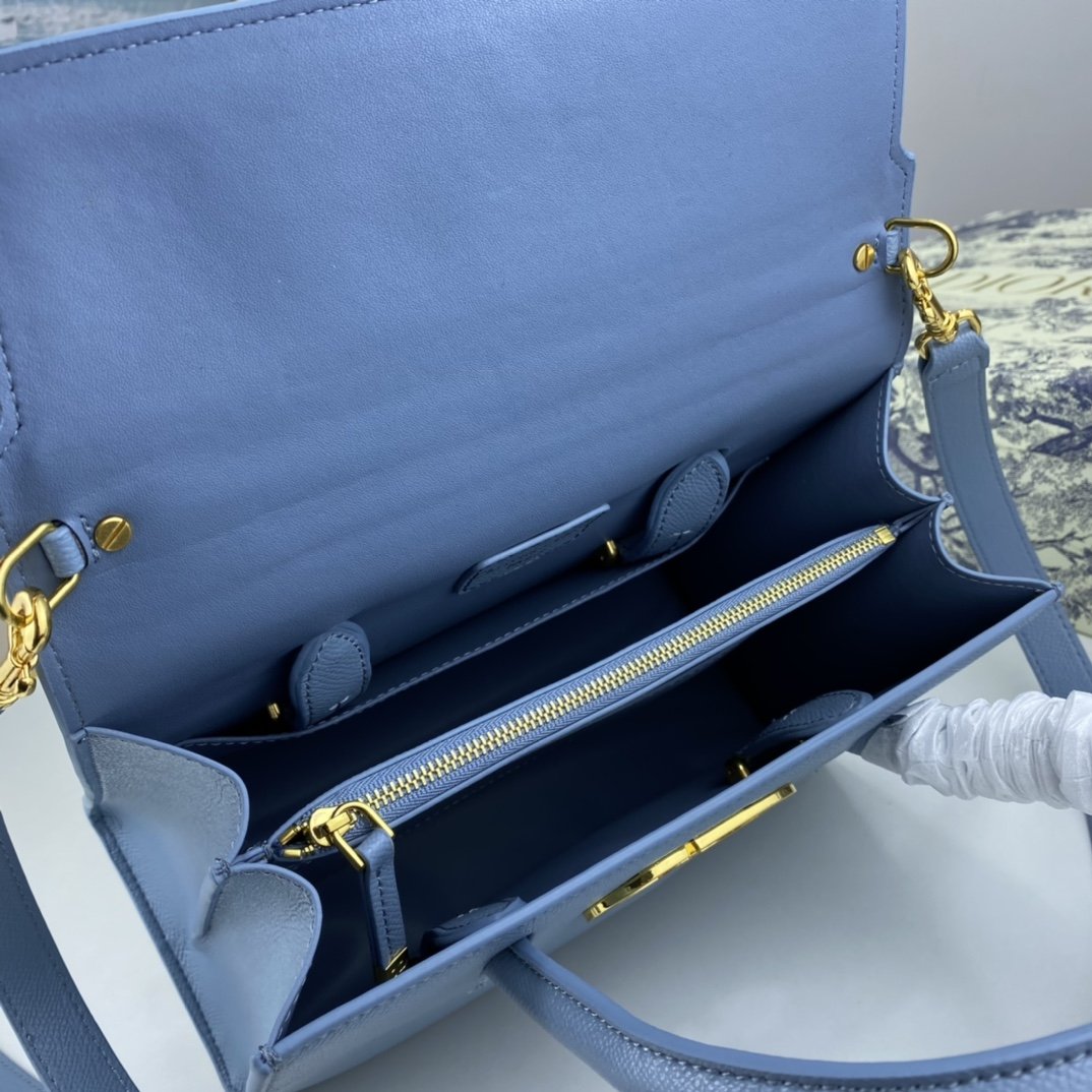 EN - New Arrival Bags DIR 077