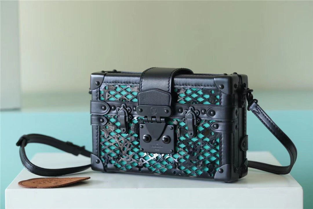 LV Petite Malle Monogram Pattern Black For Women,  Shoulder And Crossbody Bags 7.9in/20cm LVÃ‚Â 