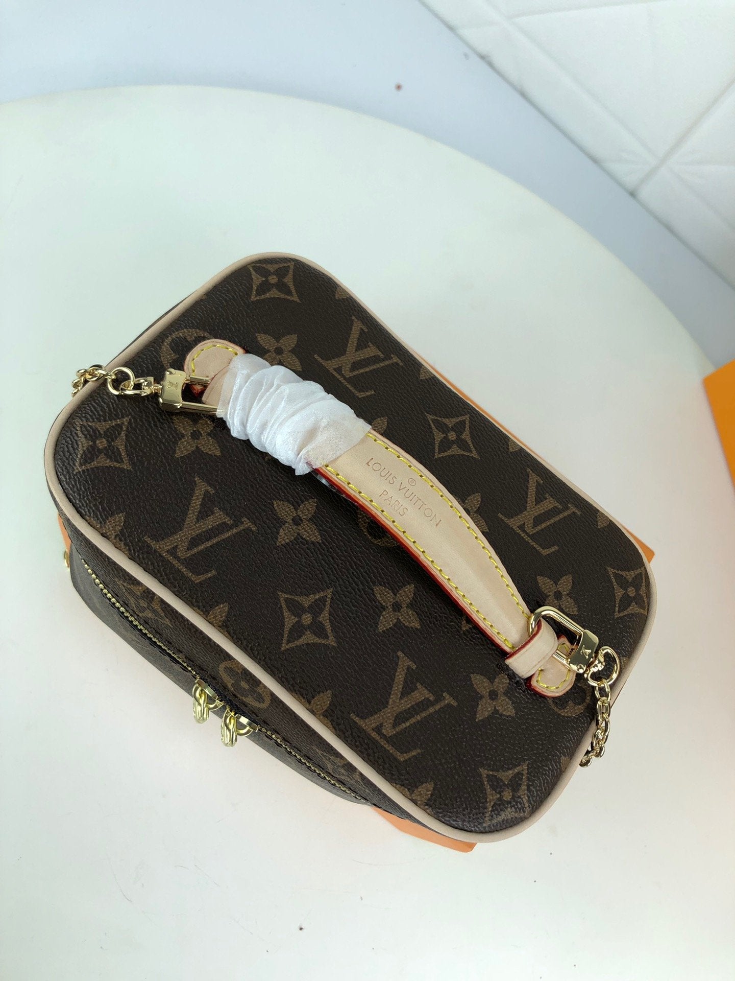 EN - New Arrival Bags LUV 025