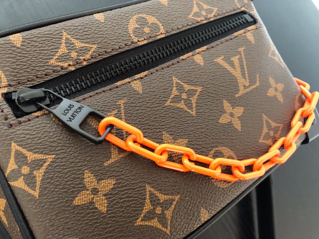 EN - New Arrival Bags LUV 219