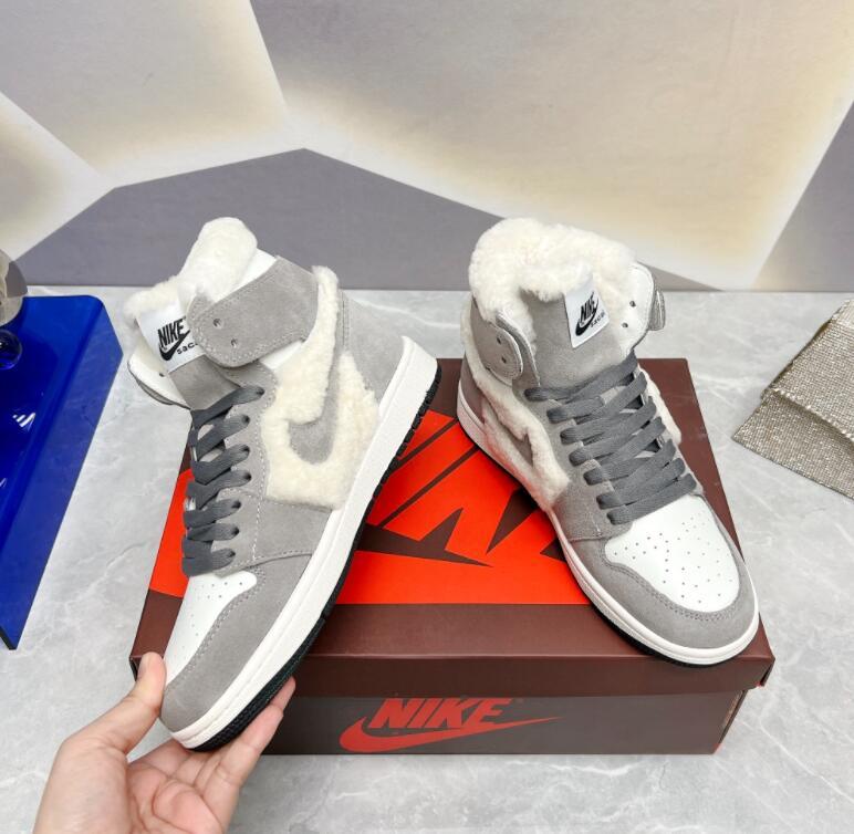 SAMC - NKE Shoes - 183