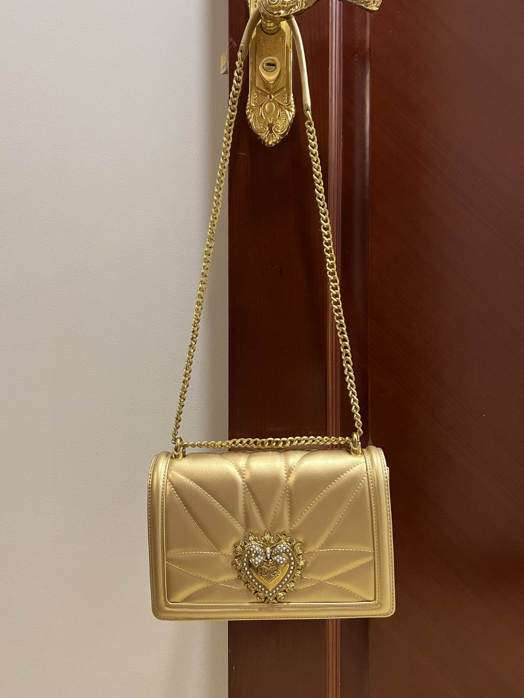 GLAMI Large Devotion Bag In Quilted Nappa Gold For Women 10in/26cm GLAMI