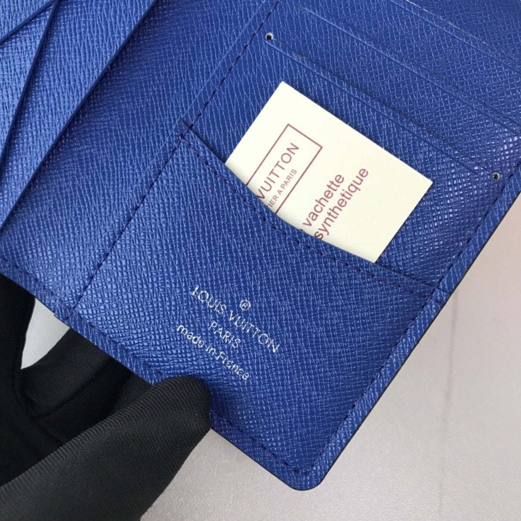 EN - New Arrival Wallet LUV 043