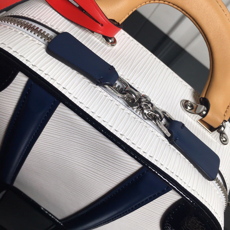 LOV2 Bags - Luxurious Bags  1979