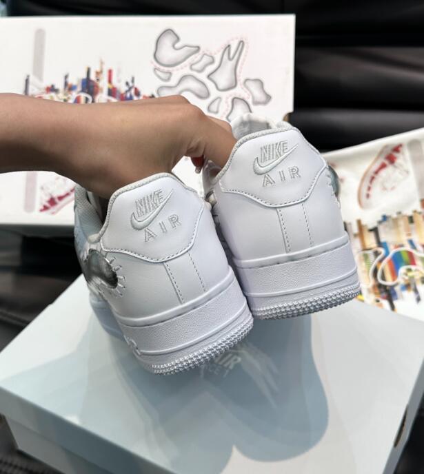 SAMC - NKE Shoes - 334