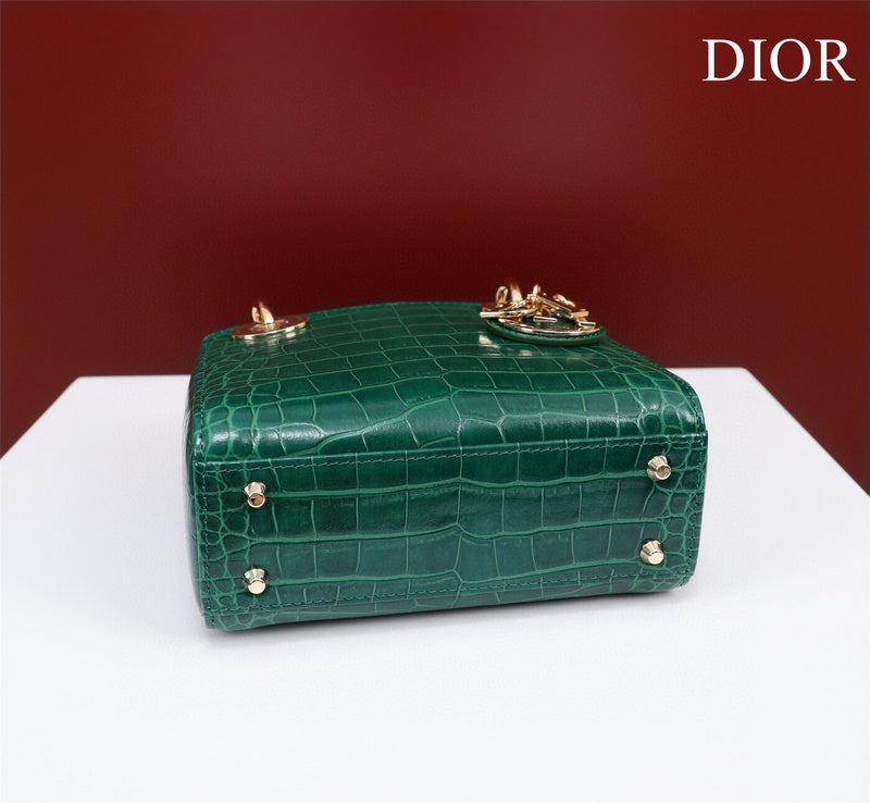 ELE - Dir Bags - 1756