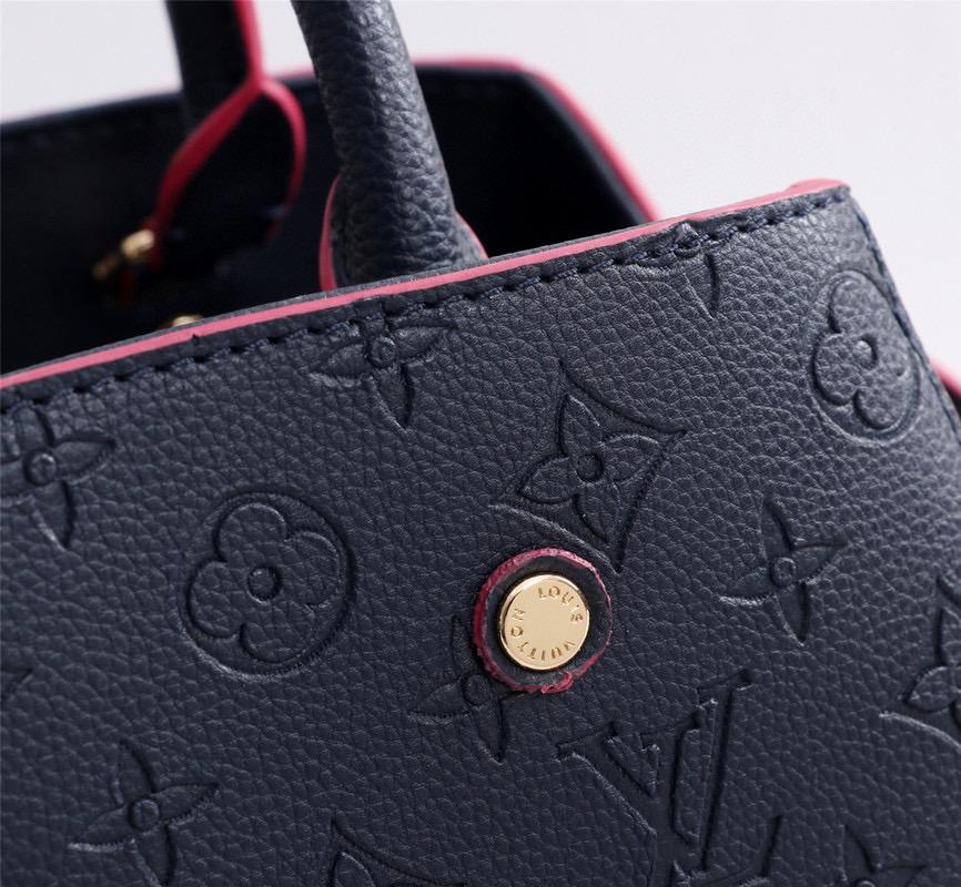 EN - New Arrival Bags LUV 040