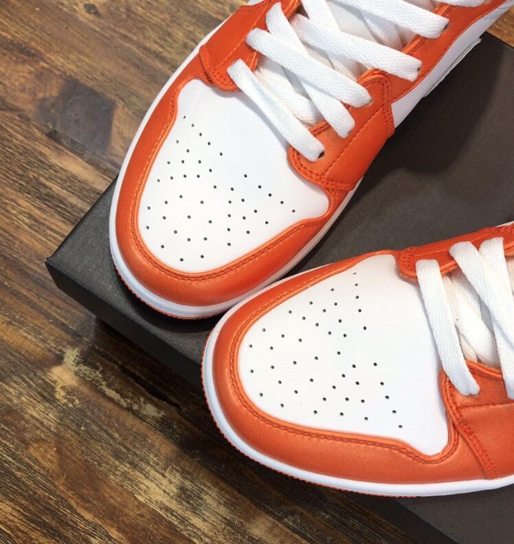 SAMC - NKE Shoes - 1009