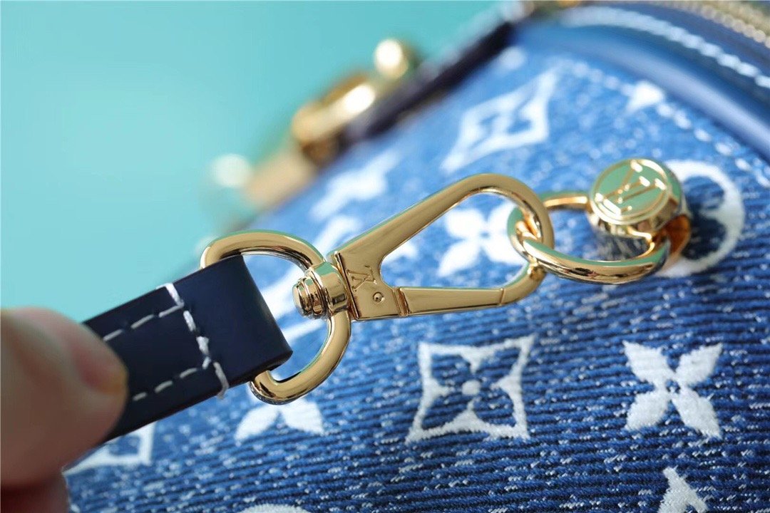 LV Cannes Monogram Denim By Nicolas Ghesquiere For Women, WomenÃ¢â‚¬â„¢s Bags, Shoulder And Crossbody Bags 6.7in/17cm LV