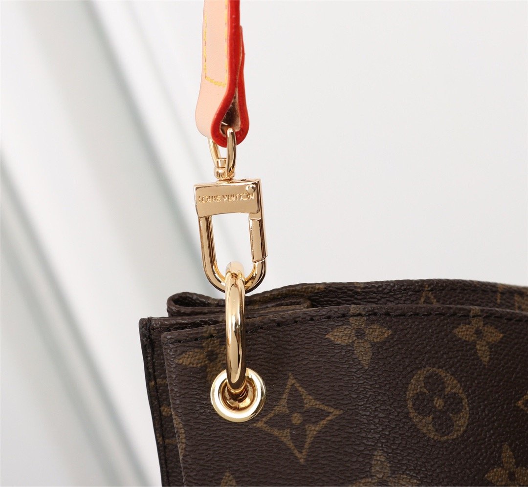 EN - New Arrival Bags LUV 299