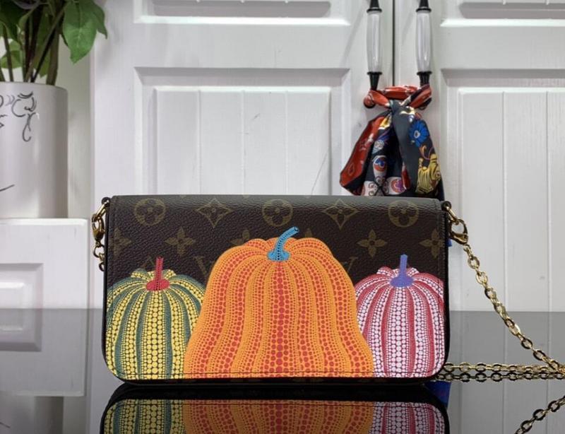 SAMC - LOV Bags - 1272