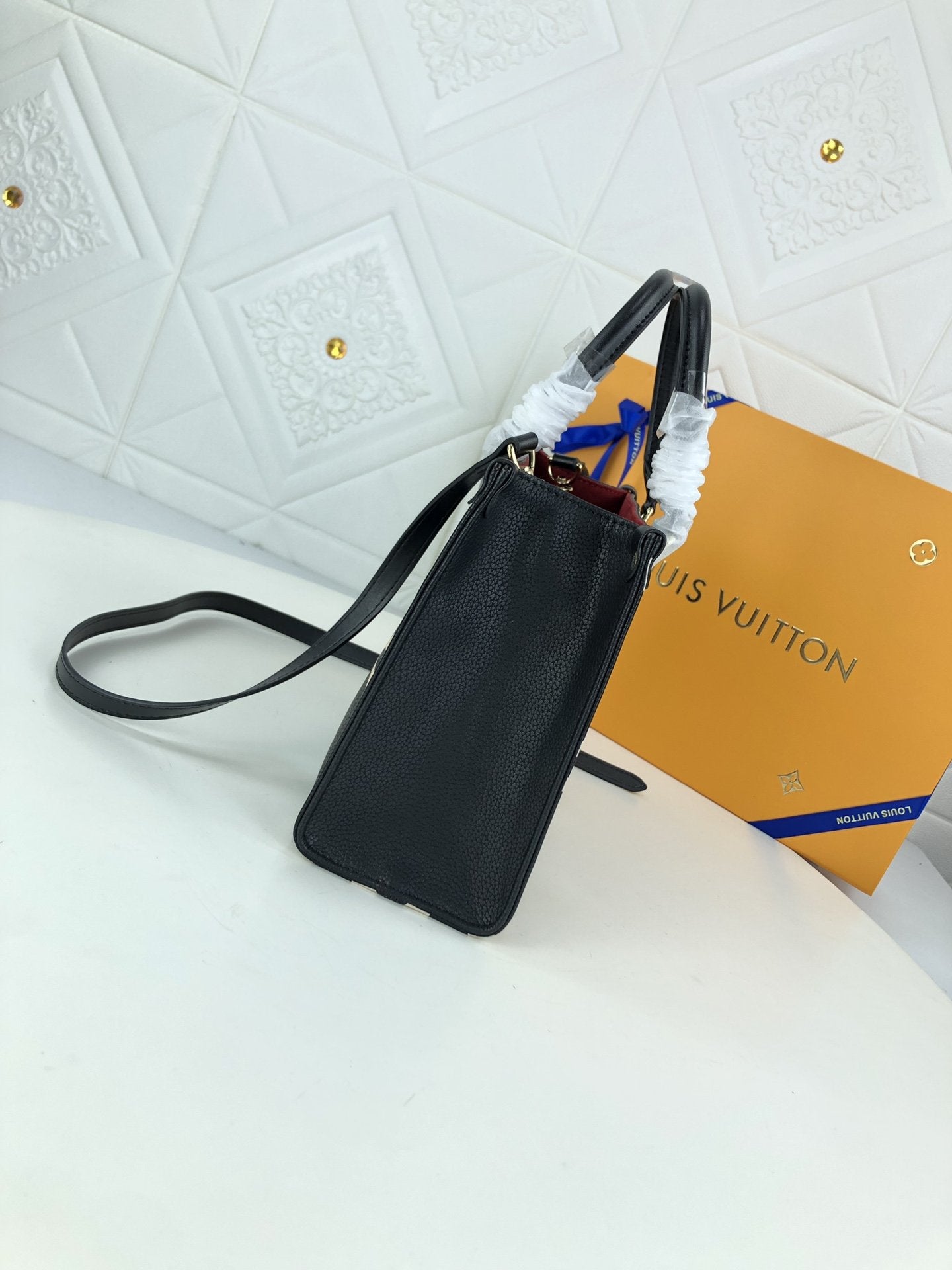 EN - New Arrival Bags LUV 106