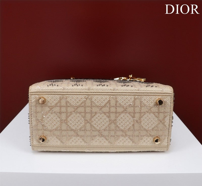 Glami Fashion - DIR Bags - 2017