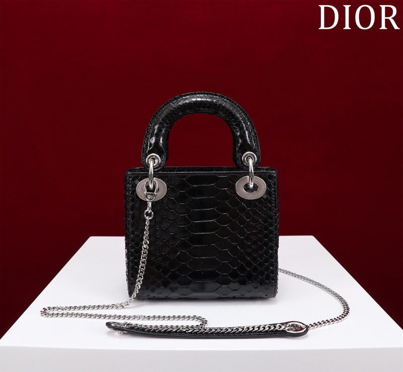 ELE - Dir Bags - 110