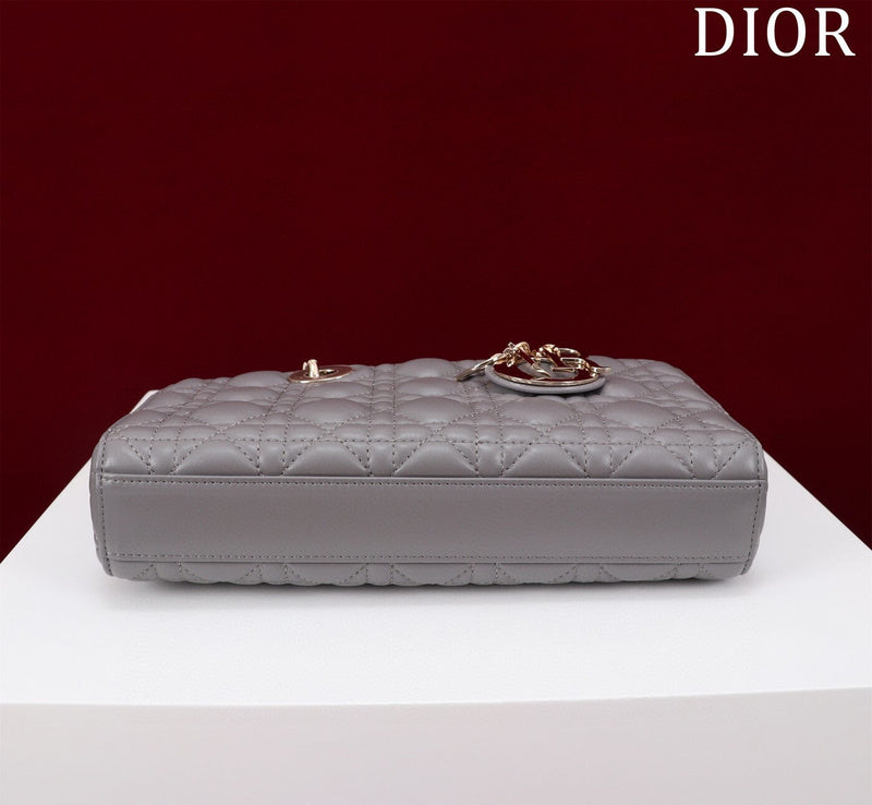 ELE - Dir Bags - 704