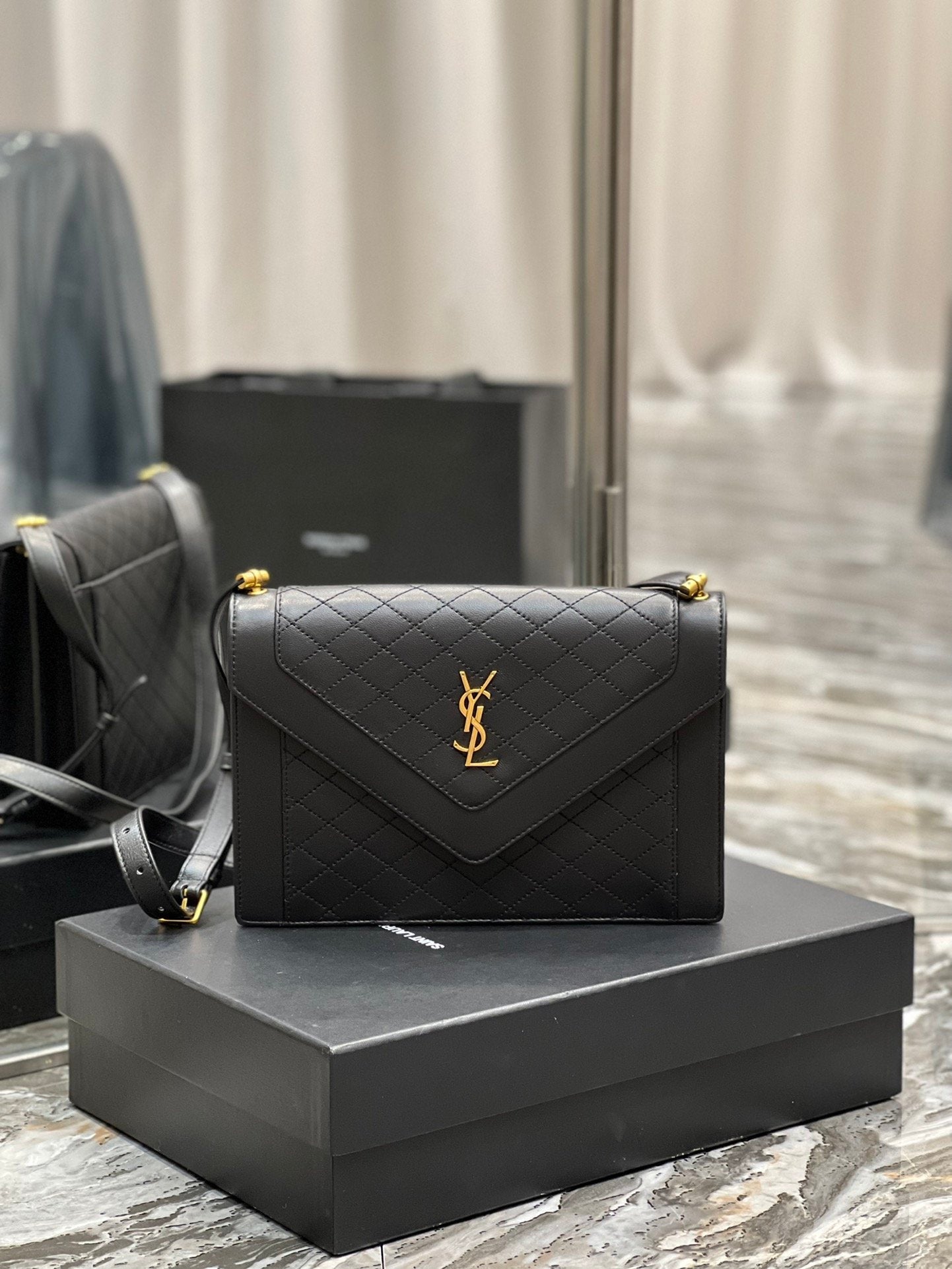 GLAMI Gaby Satchel Bag In Black With Gold Toned Hardware For Women 10.2in/26cm 6688631EL071000