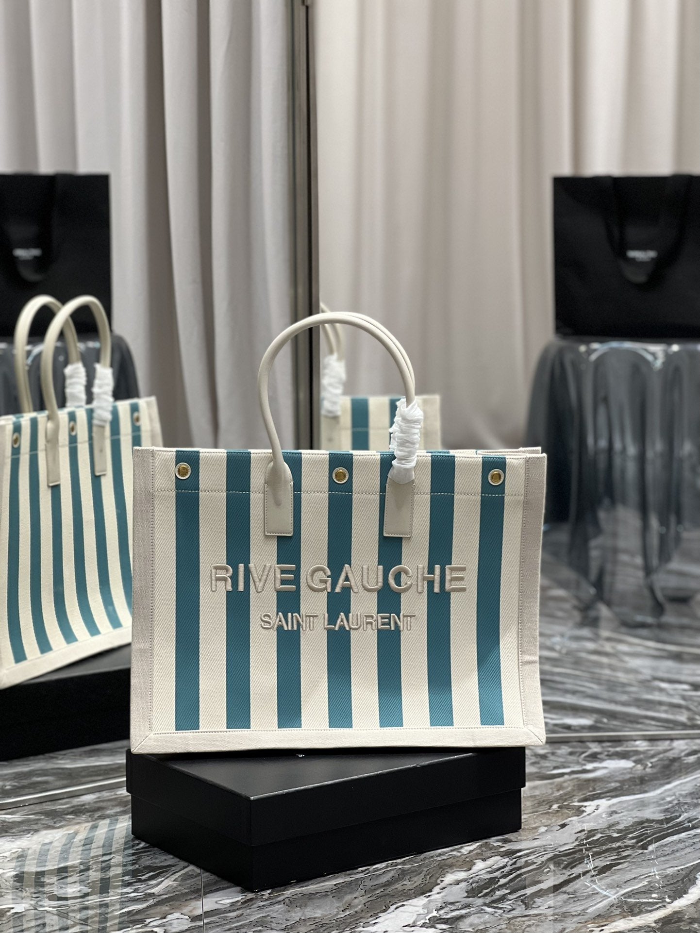 GLAMI Rive Gauche Tote Bag In Water Green For Women 18.9in/48cm YSL 499290FAAD51680