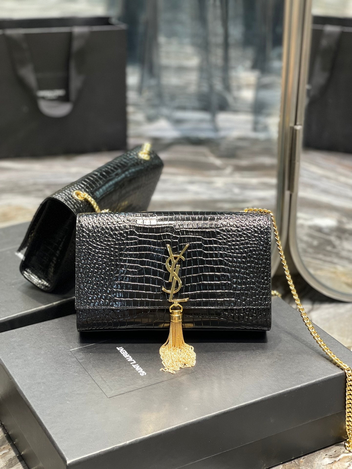 GLAMI Kata MeGLAMIum Chain Bag Black With Tassel For Women 9.4in/24cm YSL 354119DND0J1000