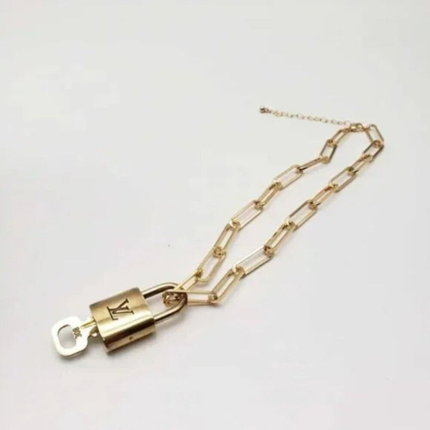 100% Auth Louis Vuitton Lock & Key with Unbranded Gold Plated Chain Necklace
