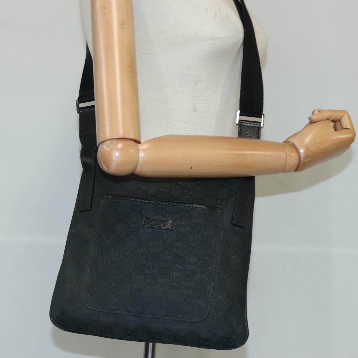 GUCCI GG Canvas Shoulder Bag Black Silver 122793 100274