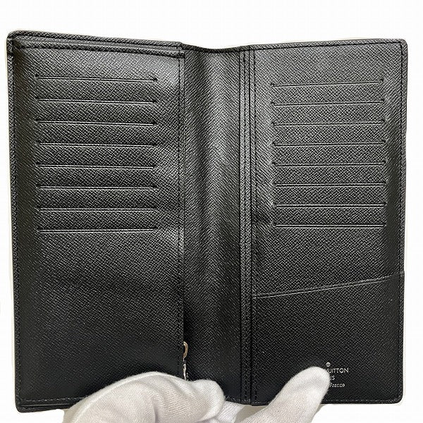 Louis Vuitton Taiga Portefeuille Brazza Wallet M30501
