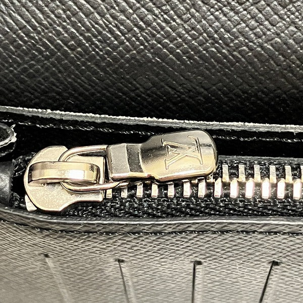 Louis Vuitton Taiga Portefeuille Brazza Wallet M30501