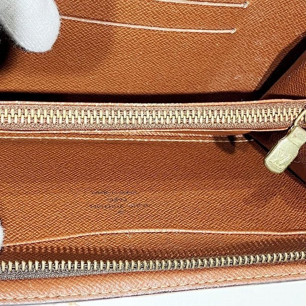 Louis Vuitton Monogram Zip Wallet M61727