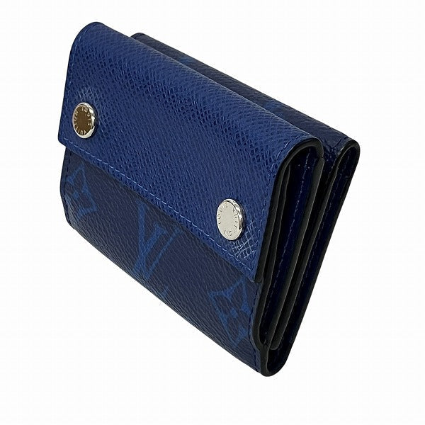 Louis Vuitton Discovery Compact Wallet M67620