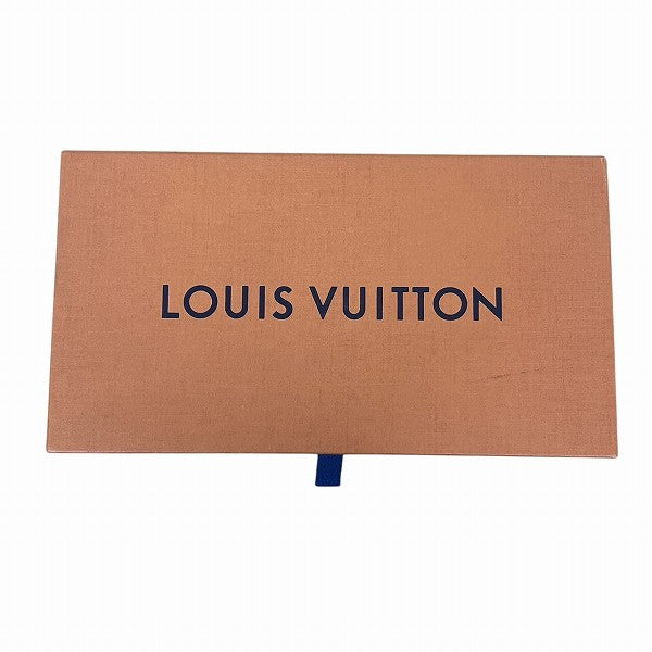 Louis Vuitton Mahina Leather Amelia Wallet
