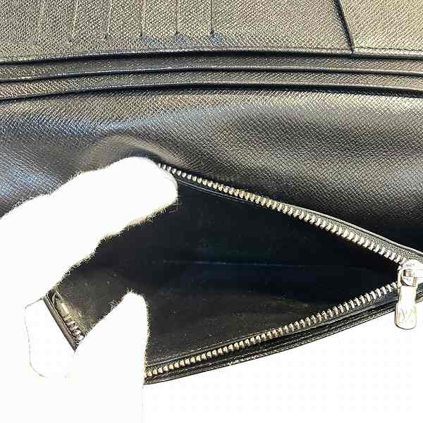Louis Vuitton Epi Portefeuille Brazza Wallet