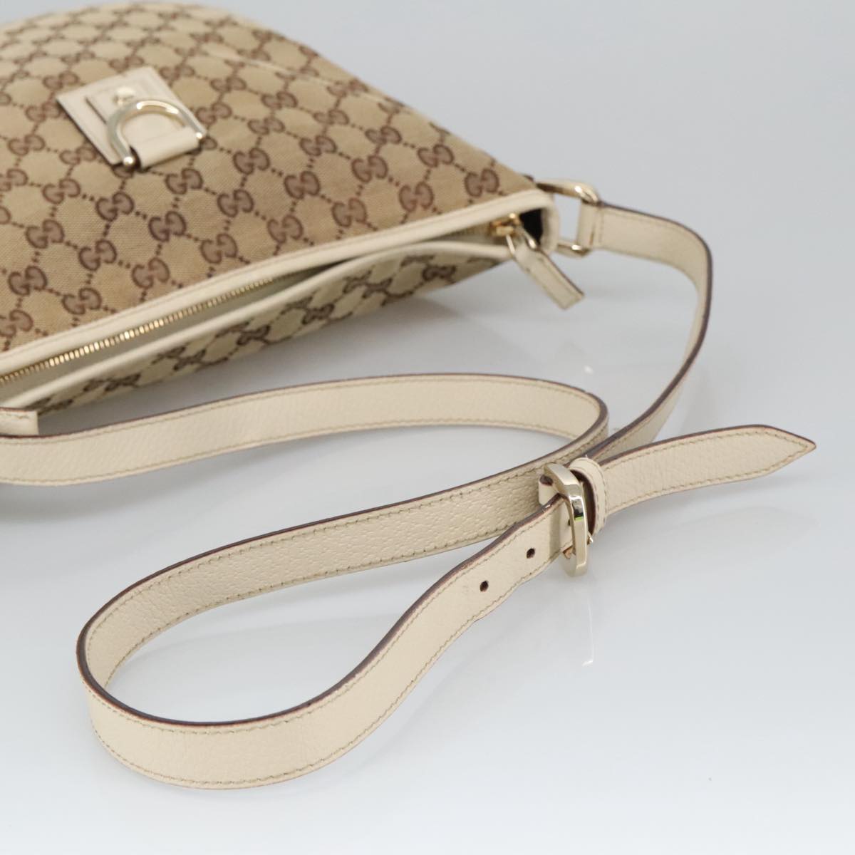 GUCCI GG Canvas Shoulder Bag Beige Gold 131326 100719