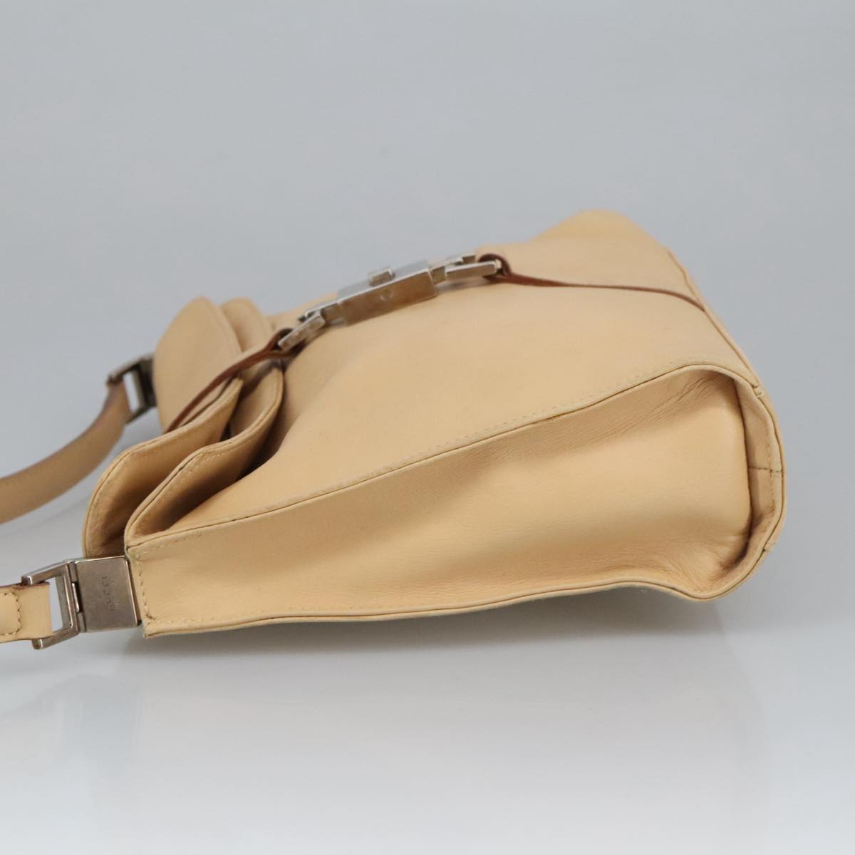 GUCCI Jackie Shoulder Bag Leather Beige 001 3734 101139