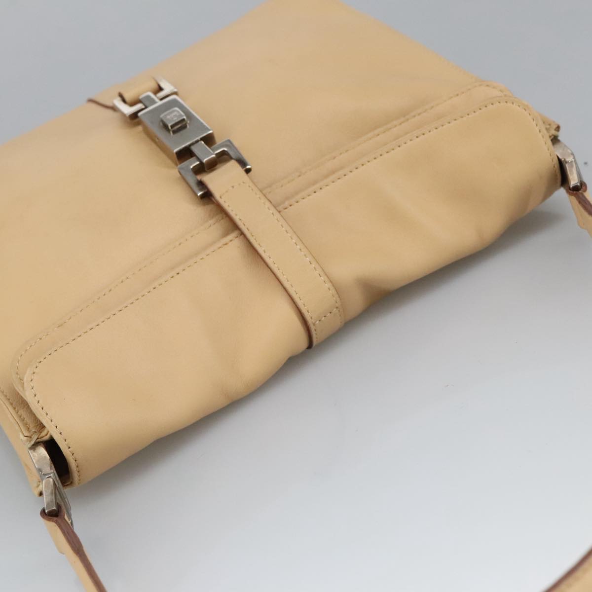 GUCCI Jackie Shoulder Bag Leather Beige 001 3734 101139