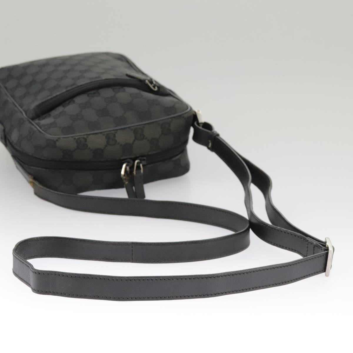 GUCCI GG Canvas Shoulder Bag Black 018 1612 101223