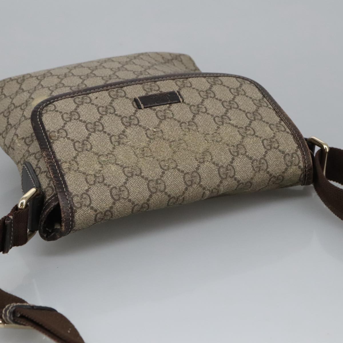 GUCCI GG Supreme Shoulder Bag PVC Beige 223666 101285