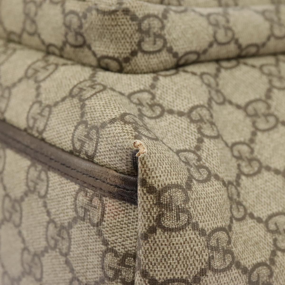 GUCCI GG Supreme Shoulder Bag PVC Beige 101291