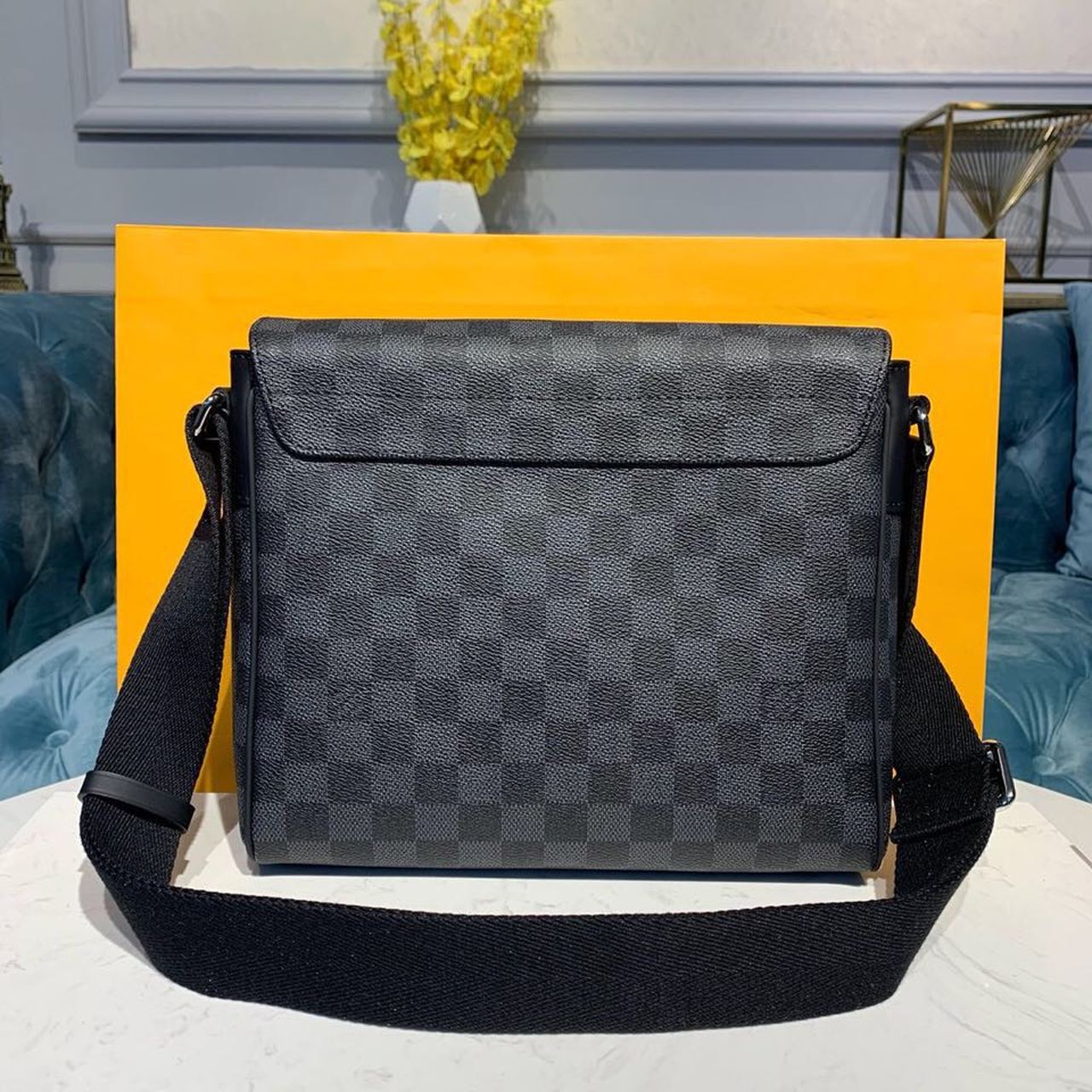 LV GLAMIstrict PM Damier Graphite Canvas For Men, Bags, Shoulder And Crossbody Bags 9.8in/25cm LV N41028