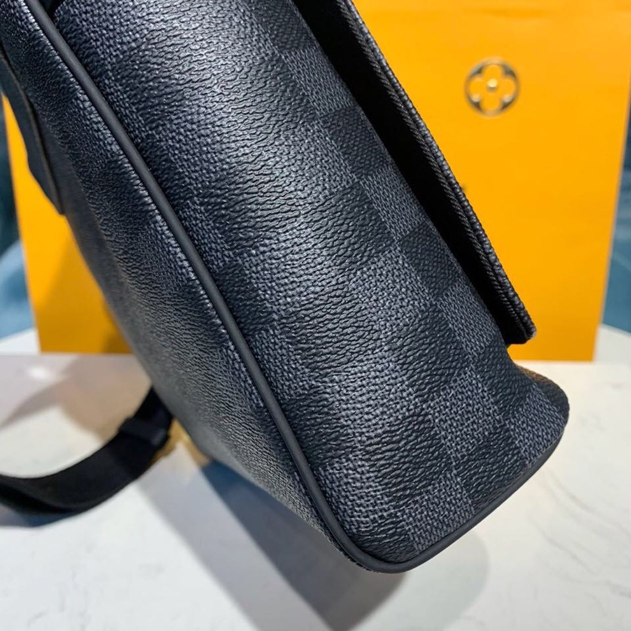 LV GLAMIstrict PM Damier Graphite Canvas For Men, Bags, Shoulder And Crossbody Bags 9.8in/25cm LV N41028