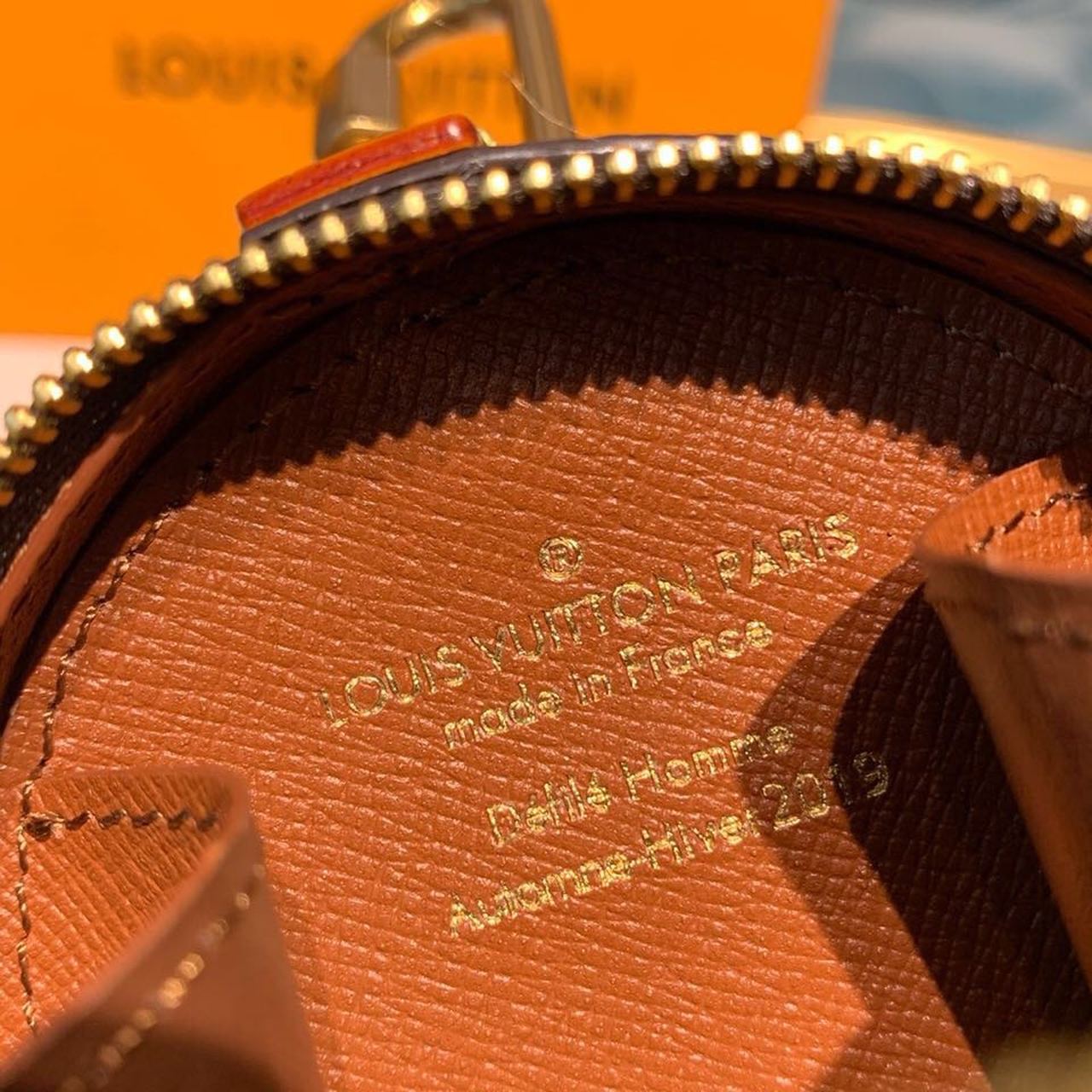 LV Round Case Monogram Canvas By Virgil Abloh For Women, WomenÃ¢â‚¬â„¢s Bags 3.1in/8cm LV M68524