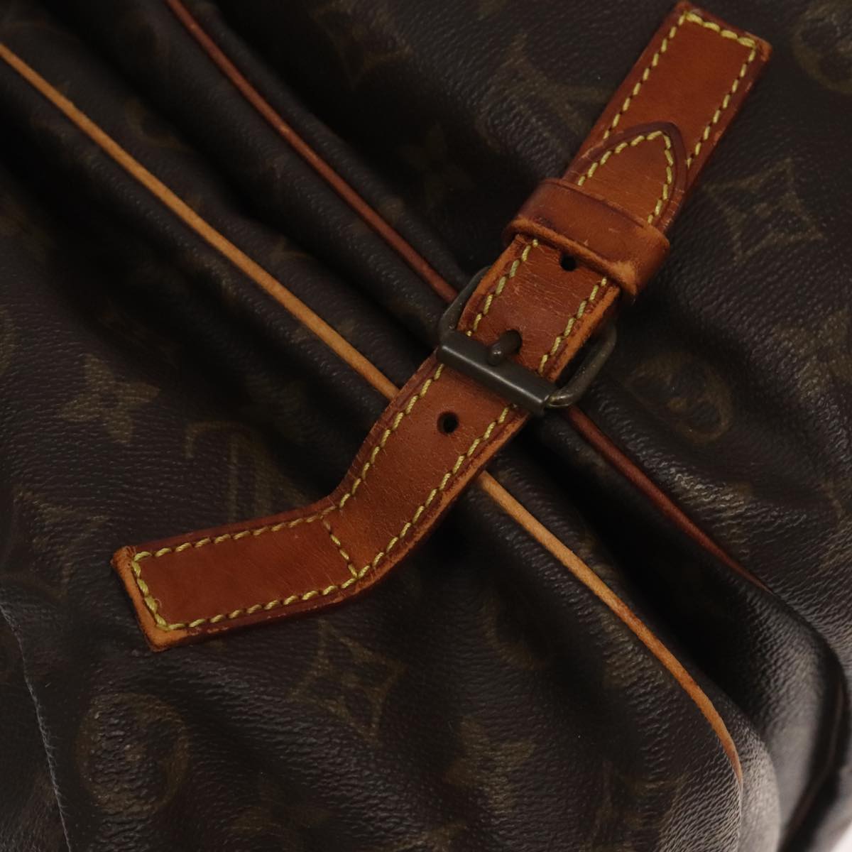 LOUIS VUITTON Monogram Saumur 35 Shoulder Bag M42254 LV 101695