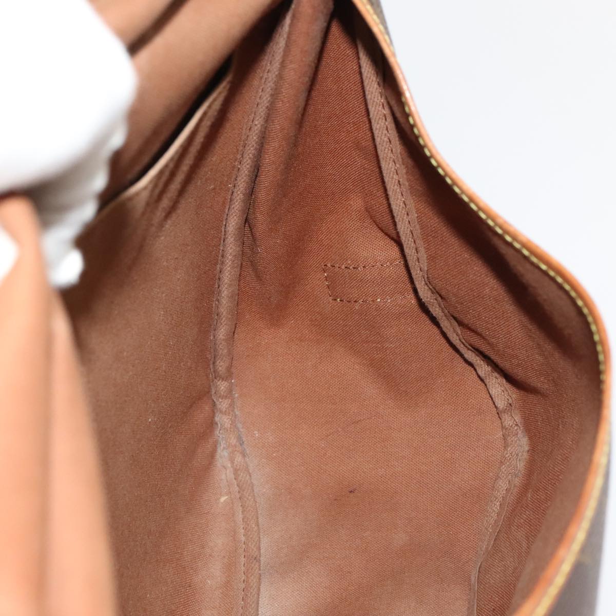 LOUIS VUITTON Monogram Saumur 35 Shoulder Bag M42254 LV 101695