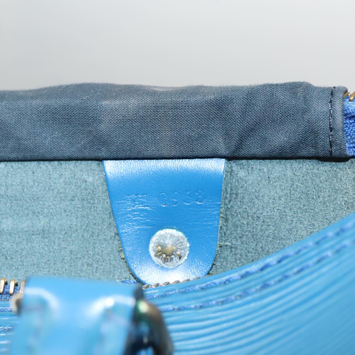 LOUIS VUITTON Epi Speedy 25 Hand Bag Toledo Blue M43015 LV 101711