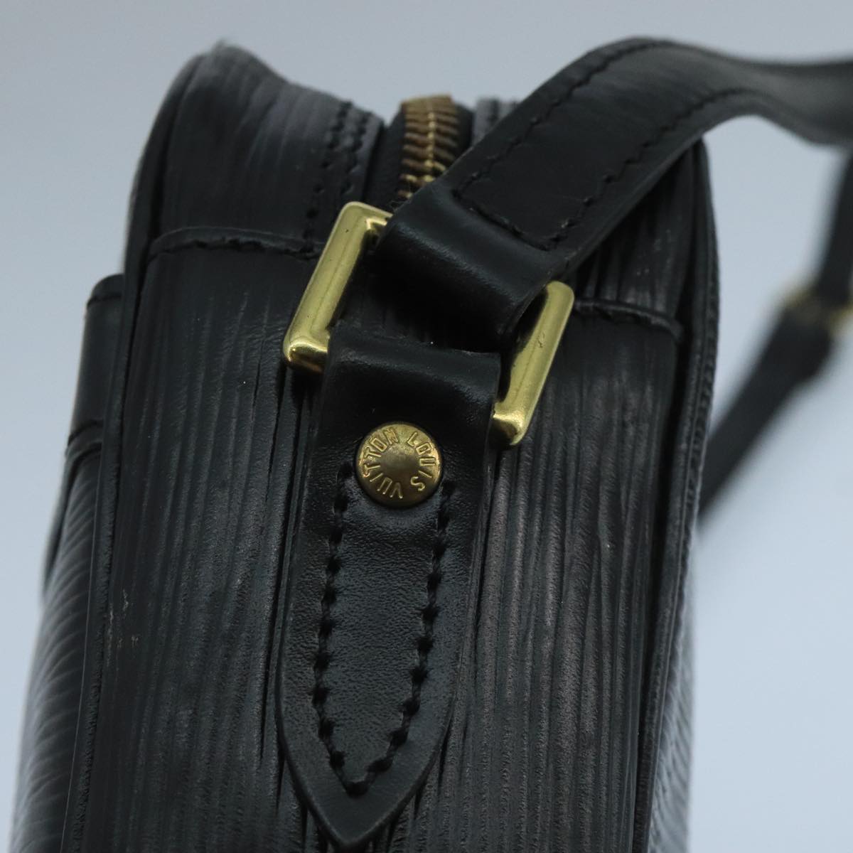 LOUIS VUITTON Epi Trocadero 23 Shoulder Bag Black M52302 LV 101714