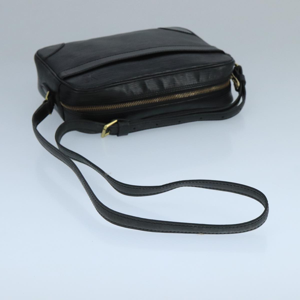 LOUIS VUITTON Epi Trocadero 23 Shoulder Bag Black M52302 LV 101714