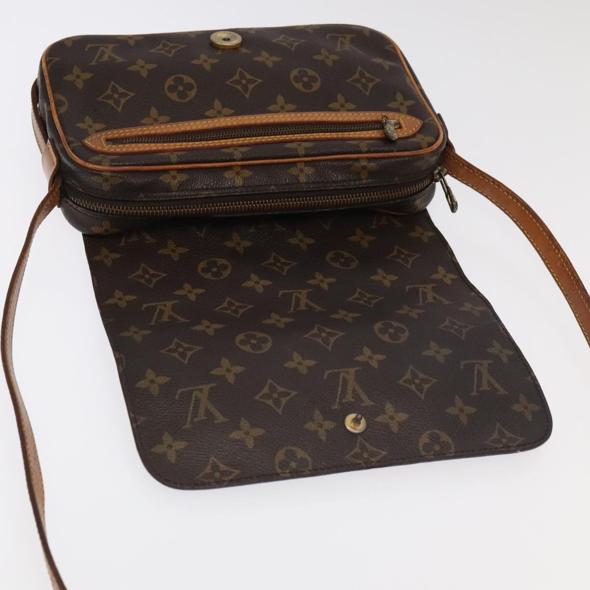 LOUIS VUITTON Monogram Saint Germain Shoulder Bag M51210 LV 101717