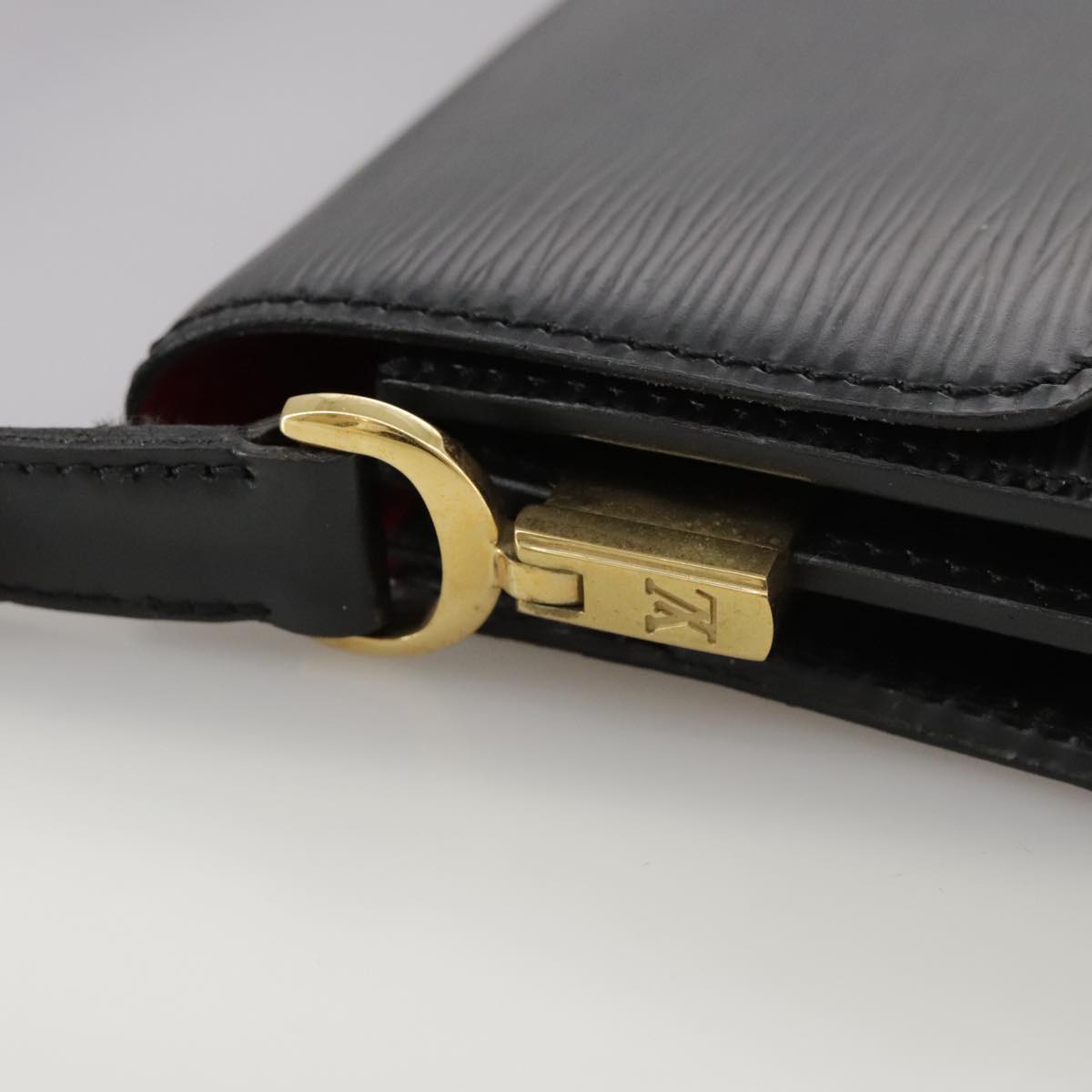 LOUIS VUITTON Epi Osh Shoulder Bag Black Red M52444 LV 101738