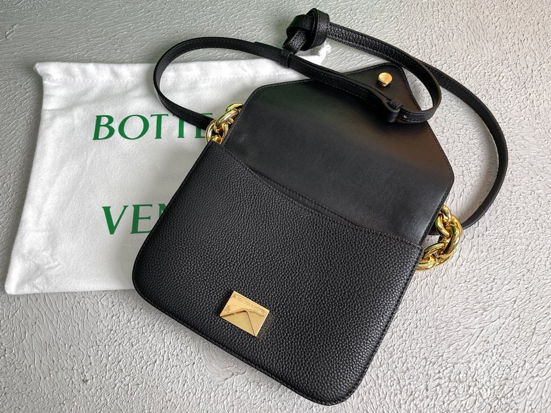 GLAMI Mount Black, For Women, WomenÃ¢â‚¬â„¢s Bags 8.3in/21cm 667399V12M08425