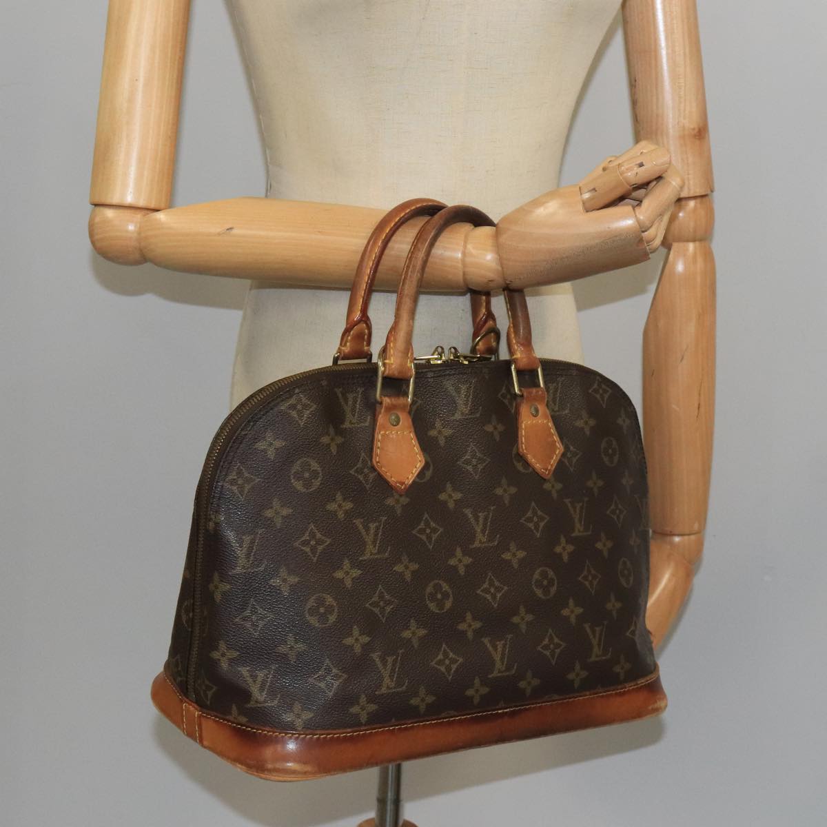 LOUIS VUITTON Monogram Alma Hand Bag M51130 LV 101768