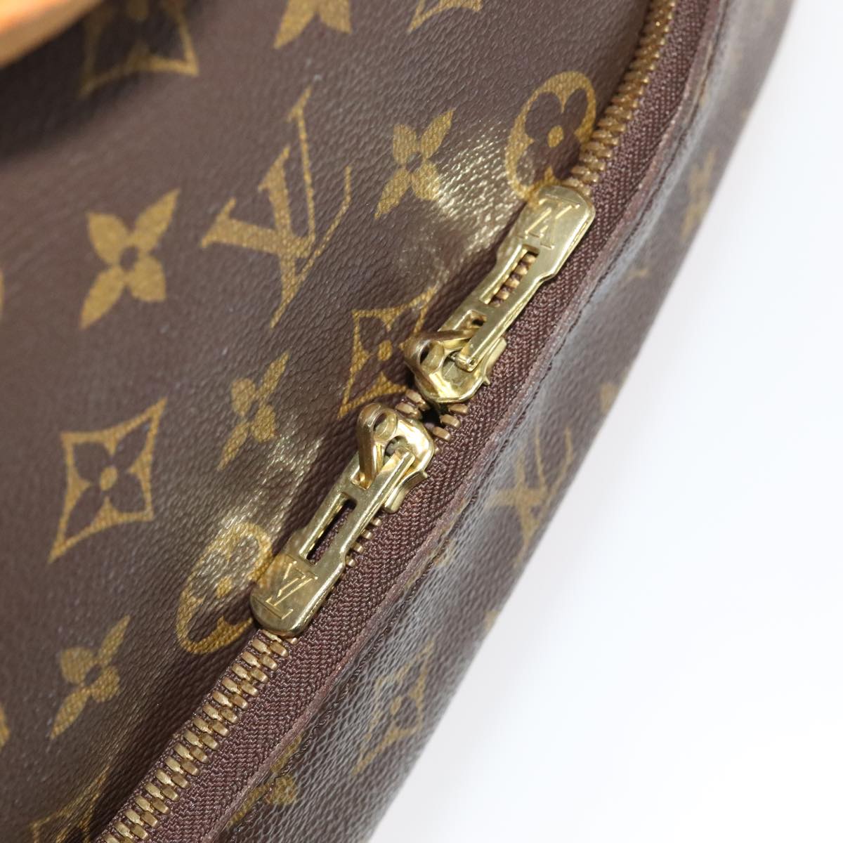 LOUIS VUITTON Monogram Evasion Boston Bag M41443 LV 101769
