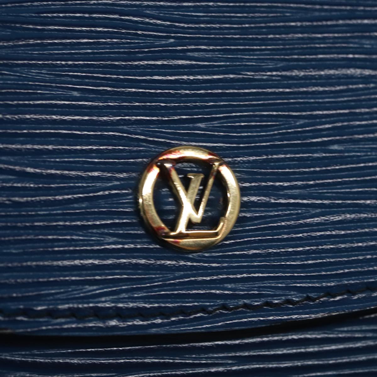 LOUIS VUITTON Epi Montaigne 23 Clutch Bag Blue M52665 LV 101782